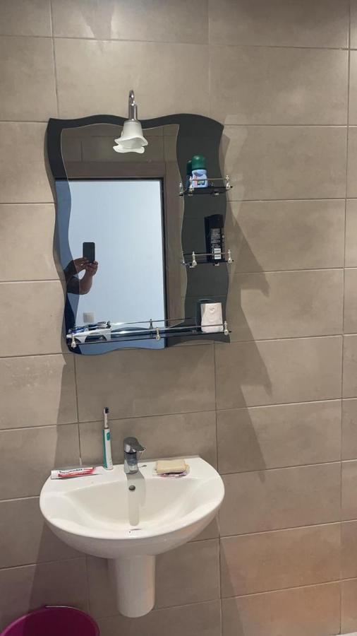 Appartement De Luxe Avec Piscine A 5 Min De La Plage マルティル エクステリア 写真